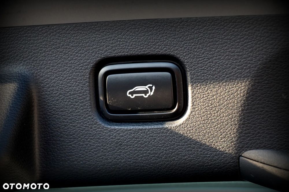 Kia Sportage 1.6 T-GDI AWD Paket GT-Line - 8