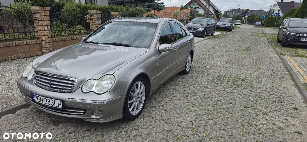 Mercedes-Benz Klasa C 180 Kompressor Automatik Avantgarde - 3