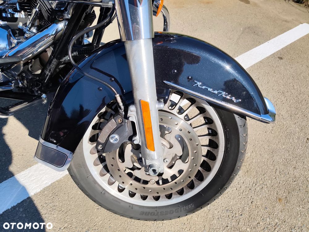 Harley-Davidson Touring Road King - 32
