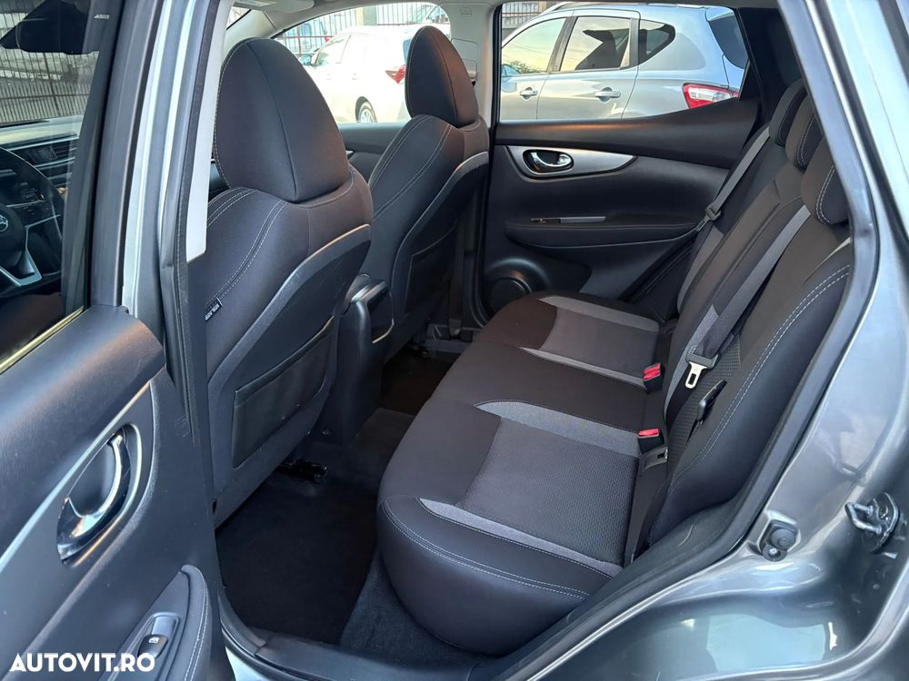 Nissan Qashqai 1.3 DIG-T DCT TEKNA - 8