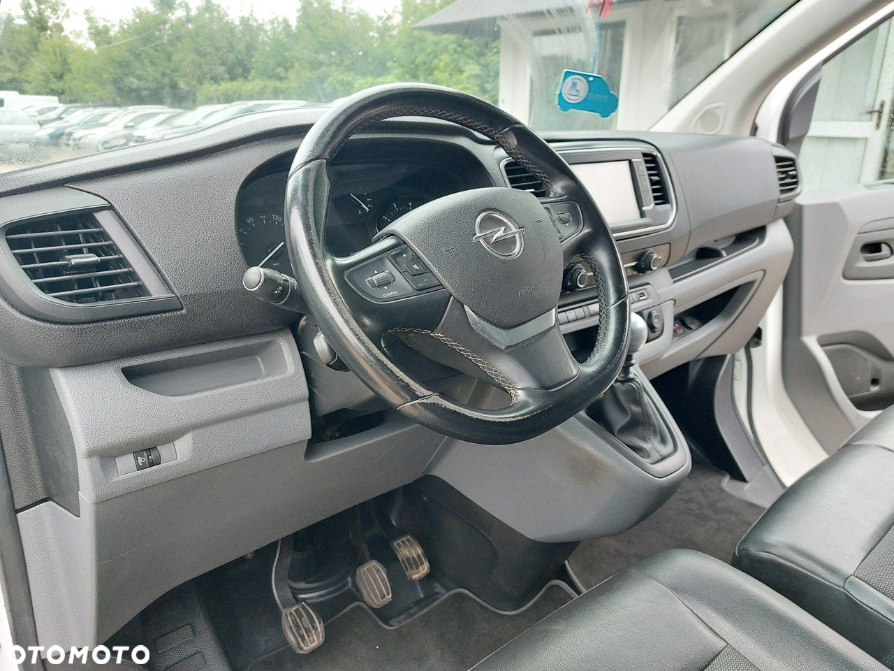 Opel Vivaro - 16