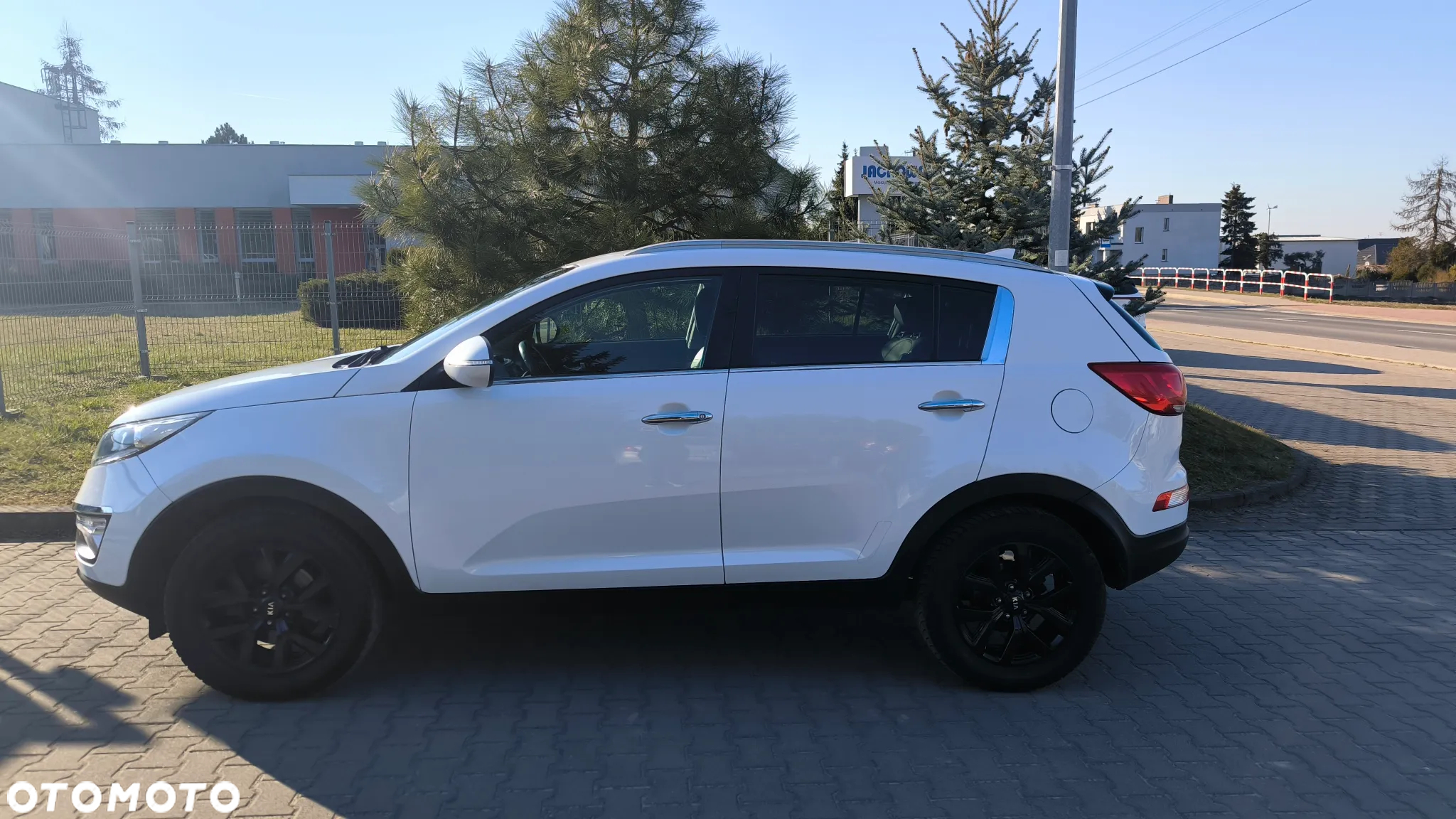 Kia Sportage 1.7 CRDI 2WD ISG Dream-Team Edition - 11