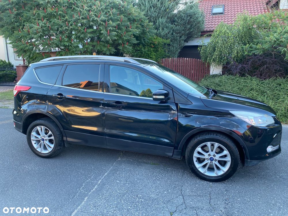 Ford Kuga 2.0 TDCi 2x4 Titanium - 30