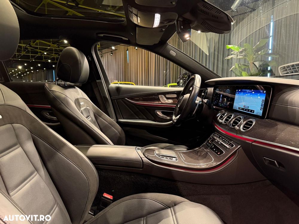 Mercedes-Benz E - 24