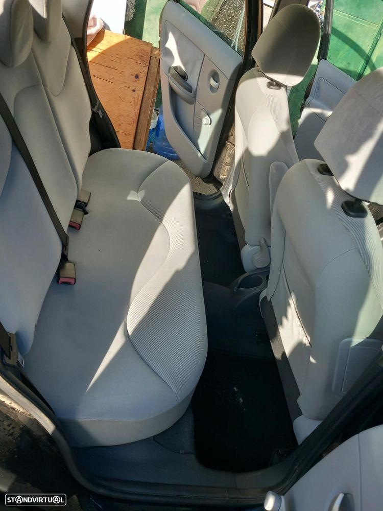 Citroën C3 1.4 HDi SX - 8
