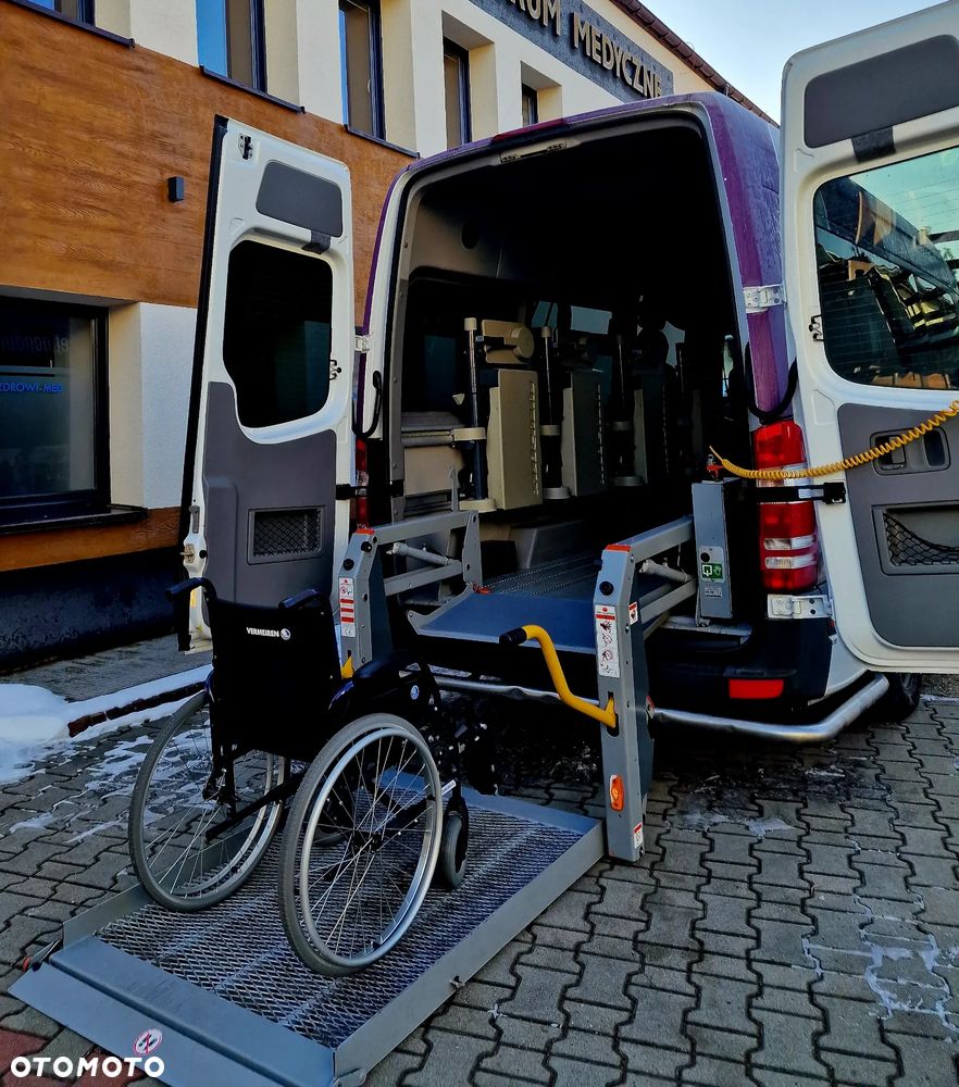 Mercedes-Benz Sprinter - 22