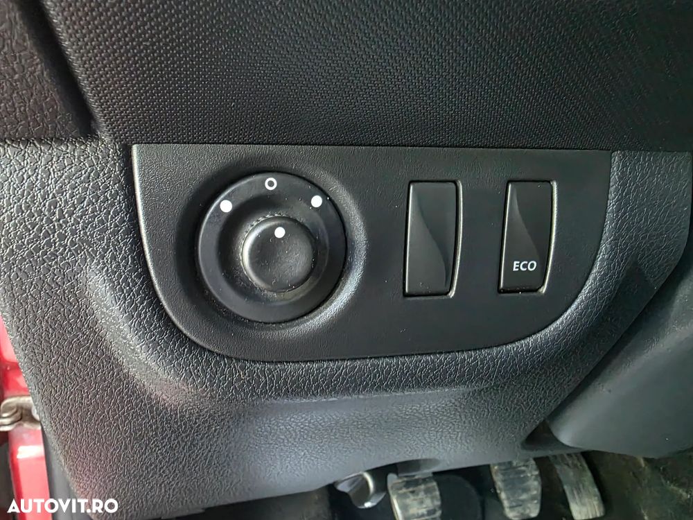 Dacia Sandero TCe 90 Laureate - 16