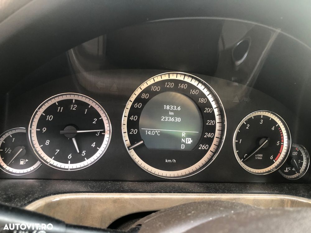 Mercedes-Benz E 350 CDI 4MATIC BlueEfficiency Aut. - 10