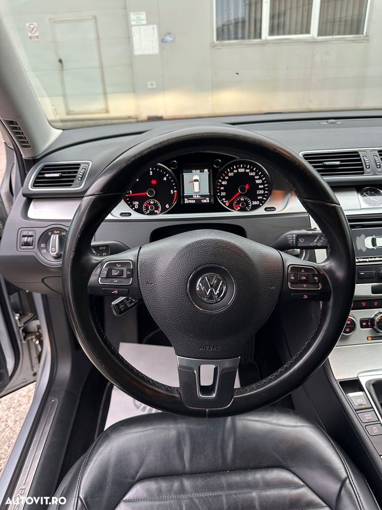 Volkswagen Passat 2.0 TDI BlueMotion Technology Highline - 16