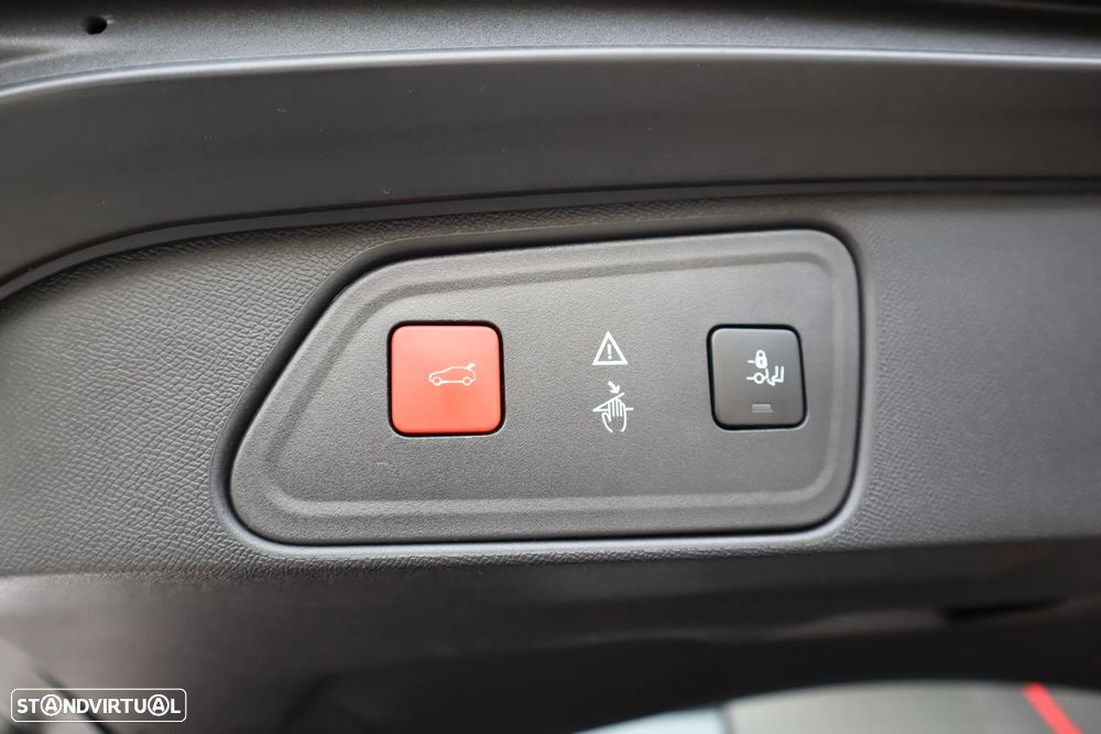 Peugeot 3008 PureTech 130 Stop & Start GPF EAT8 Roadtrip - 8