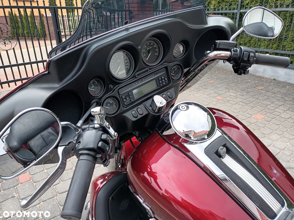 Harley-Davidson FLHTCU Ultra - 11