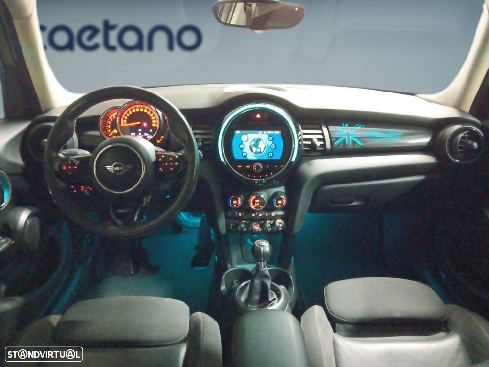 MINI 5 Portas Cooper D - 12