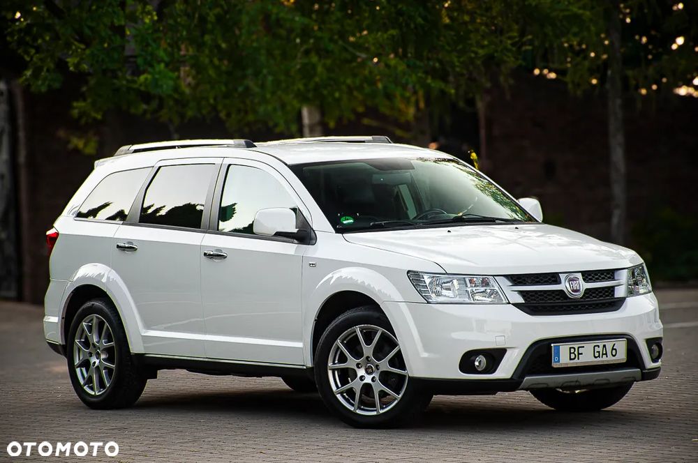 Fiat Freemont 2.0 Multijet 16V DPF Automatik Allrad Lounge - 19