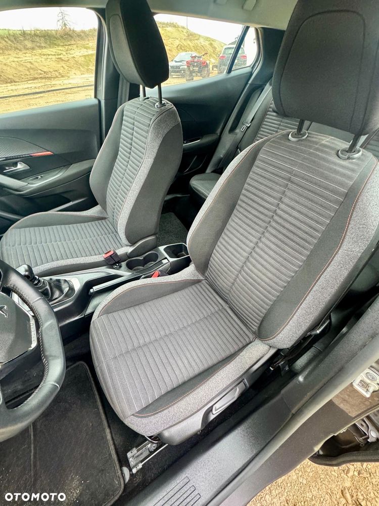 Peugeot 2008 PureTech 100 Active - 15