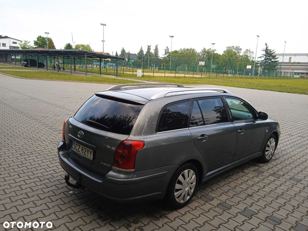 Toyota Avensis - 3