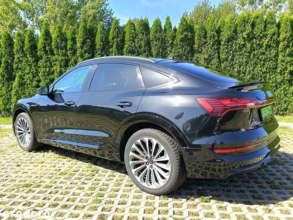 Audi e-tron Sportback 55 Quattro - 11