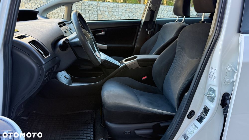 Toyota Prius 1.8 HSD Active - 12