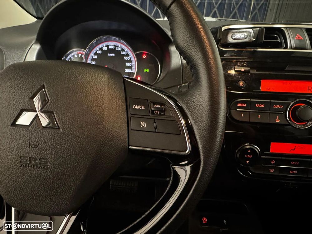 Mitsubishi Space Star 1.2 Intense CVT - 39