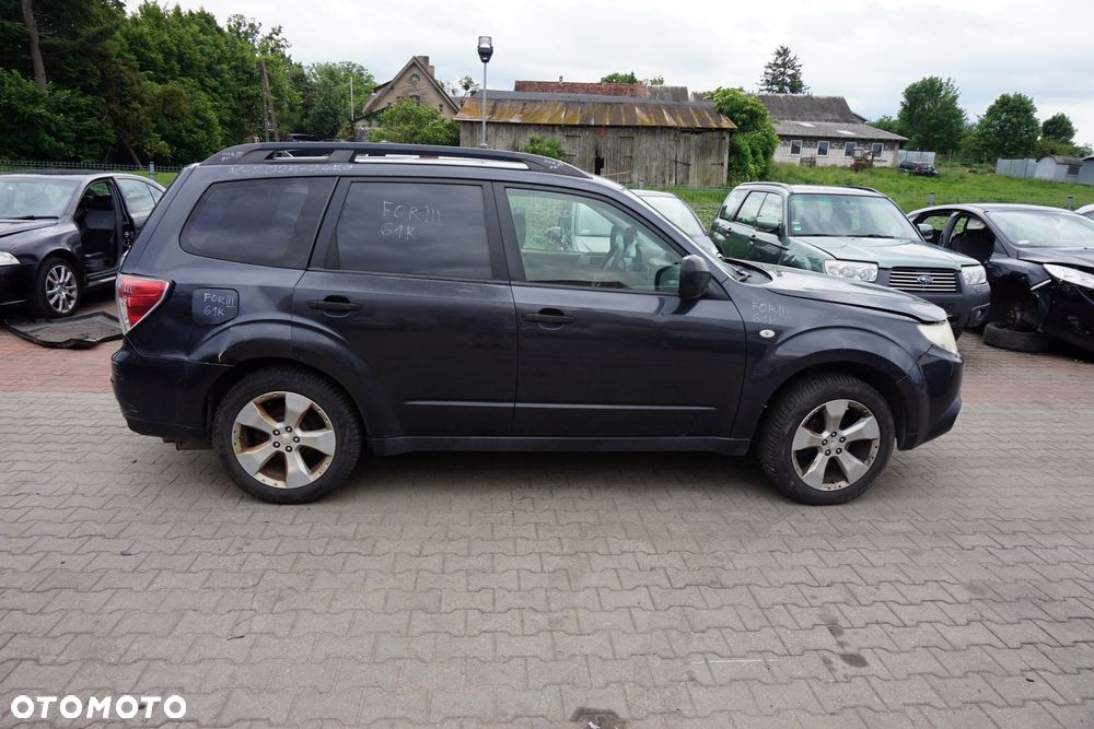 SUBARU FORESTER III SH 2008 61K 2.0 16V EJ20F 150KM TZ1B8LTZAB SZARY na części - 6