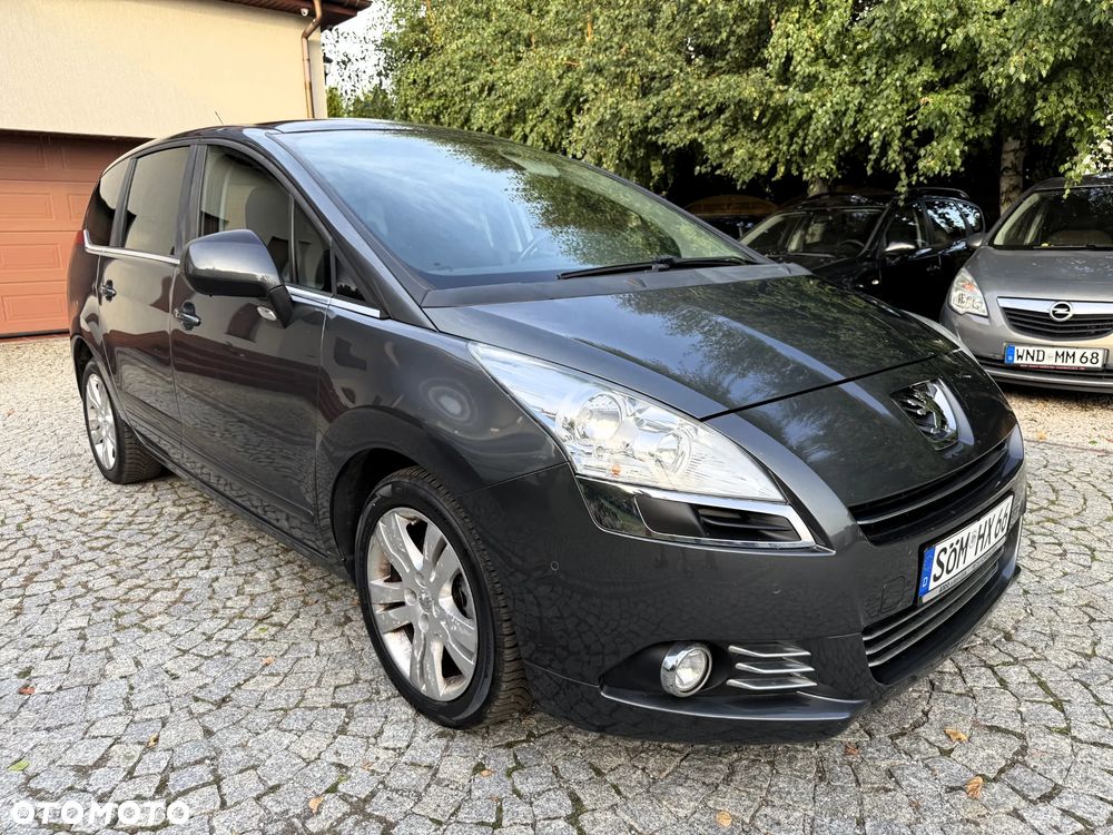 Peugeot 5008 1.6 THP Premium - 4