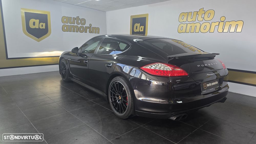 Porsche Panamera GTS PDK - 11