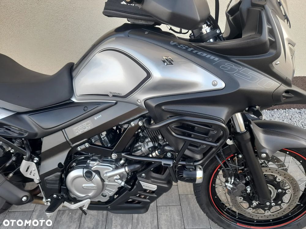 Suzuki V-STROM - 7