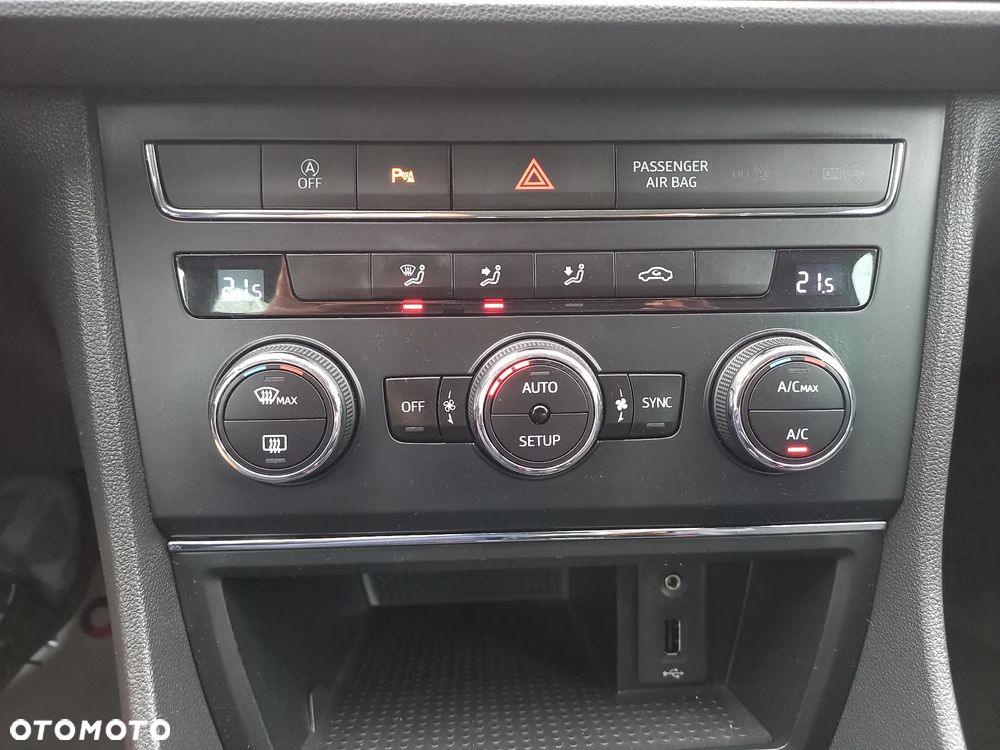Seat Leon 1.6 TDI ECOMOTIVE Style - 28