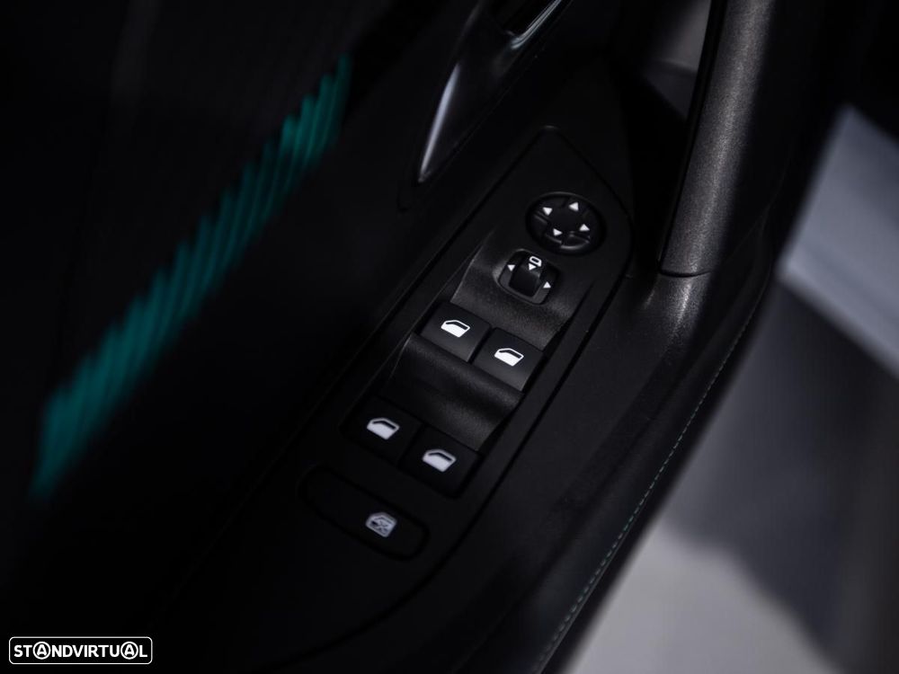 Peugeot e-2008 50 kWh Allure Pack - 15