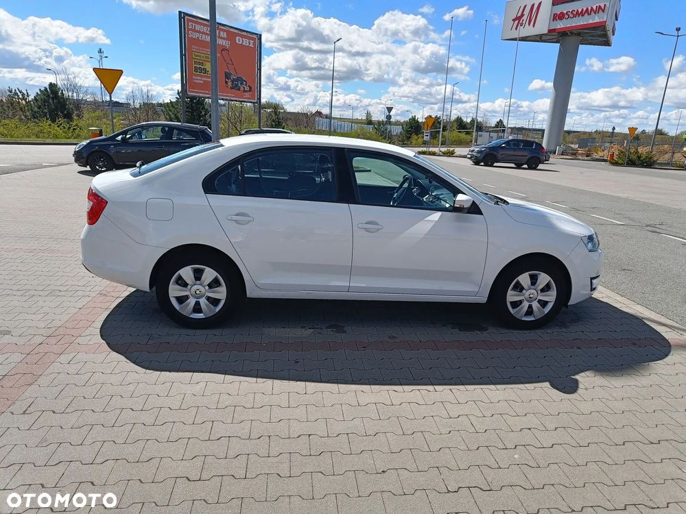 Skoda RAPID 1.2 TSI Ambition DSG - 5