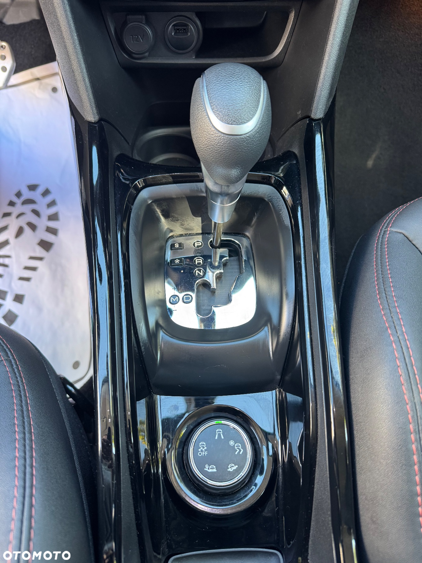 Peugeot 2008 PureTech 110 Stop&Start EAT6 GT-Line Edition - 35