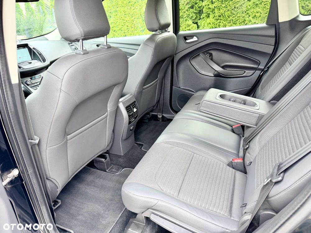 Ford Kuga 2.0 TDCi AWD Titanium - 17