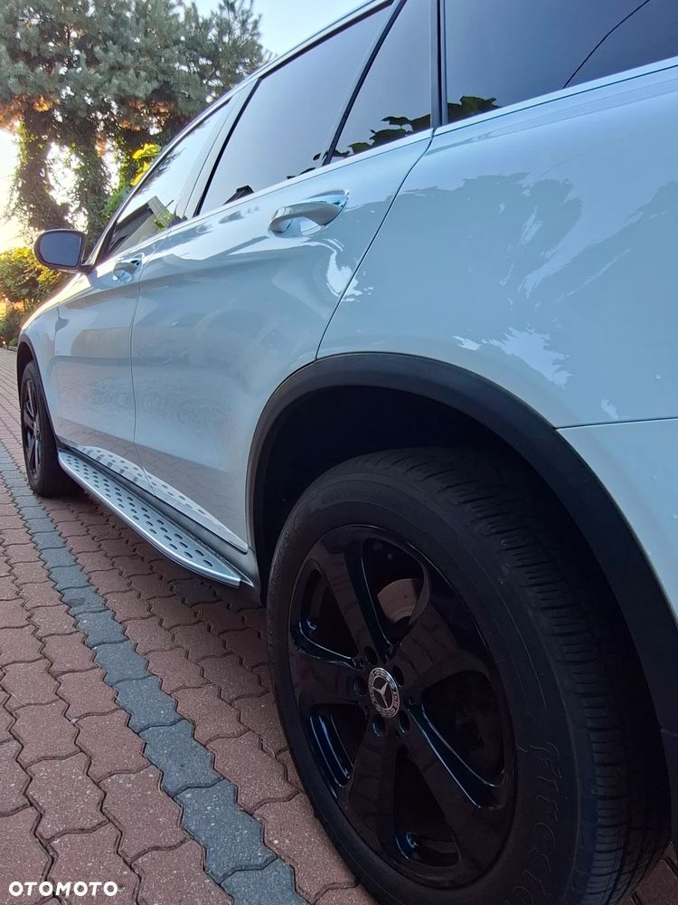 Mercedes-Benz GLC 300 4Matic 9G-TRONIC - 10