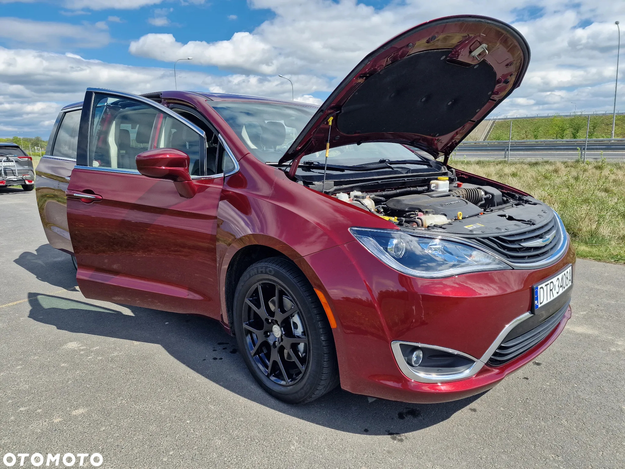 Chrysler Pacifica - 41