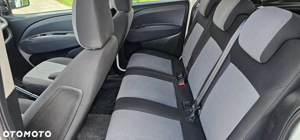 Fiat Doblo - 28