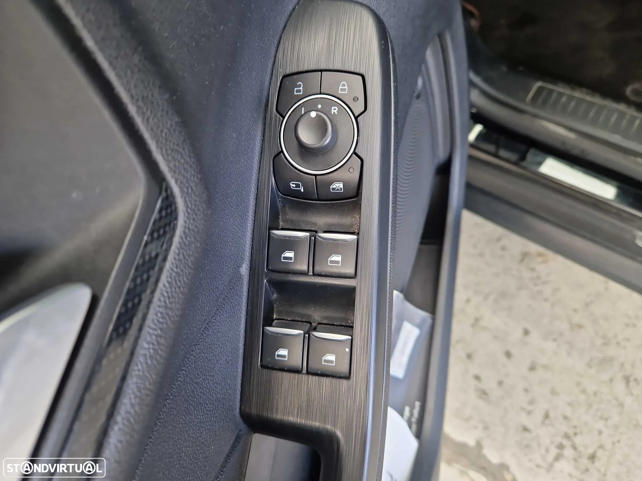 Ford Kuga 2.5 PHEV ST-Line - 16