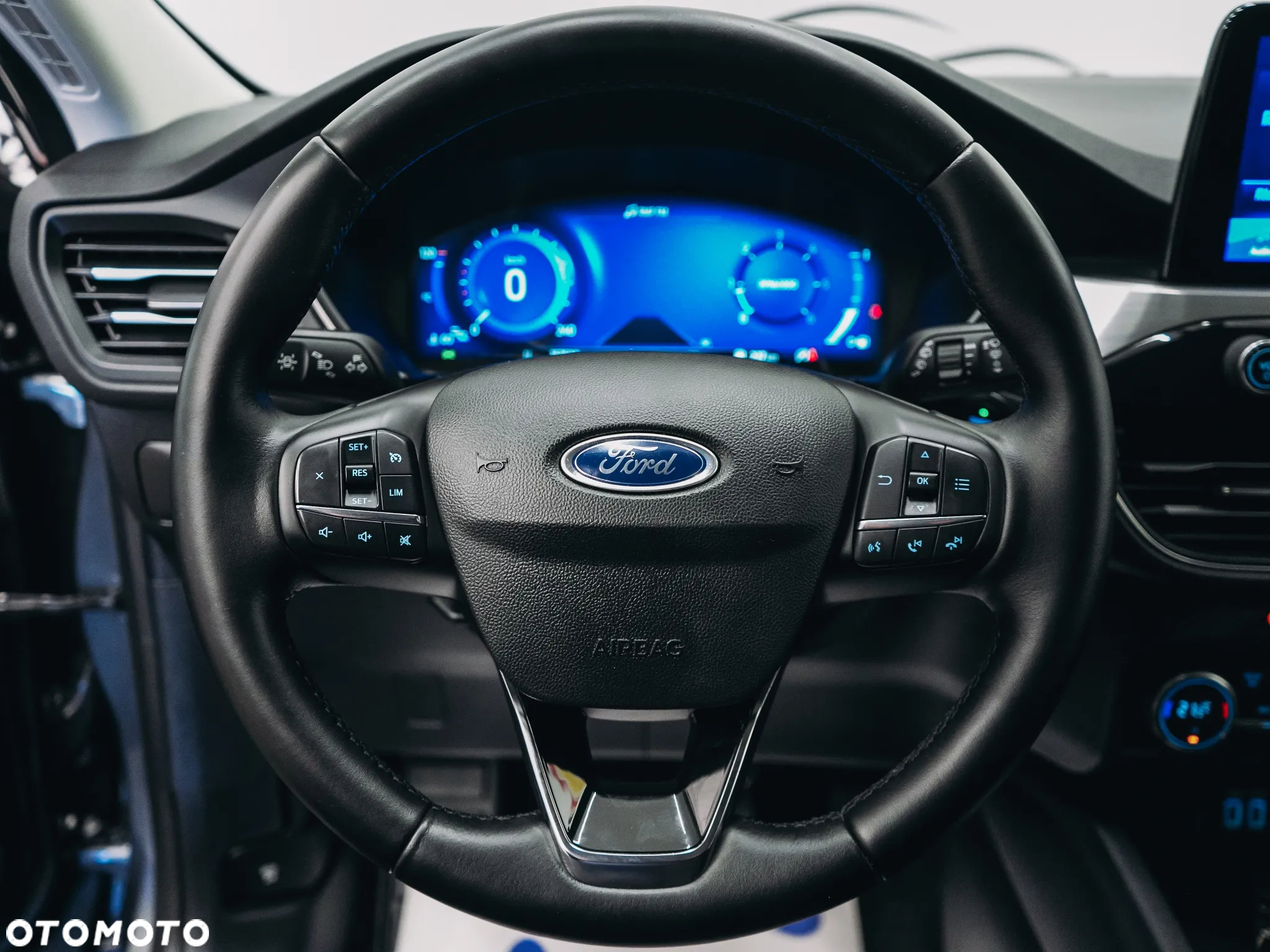 Ford Kuga 1.5 EcoBlue FWD Titanium - 22