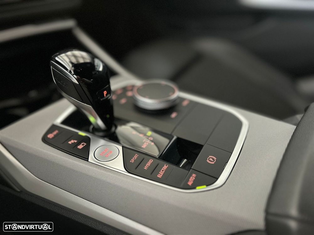BMW 320 e Corporate Edition Auto - 25