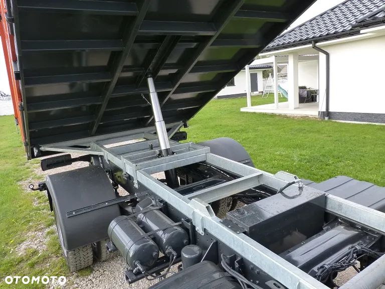 Iveco EUROCARGO 120E18 NOWA 3- STRONNA WYWROTKA /  KIPER /DMC 12.000 KG /STARE TACHO / BLOKADA MOSTU /ŁAD. 7200 KG SUPER STAN - 12