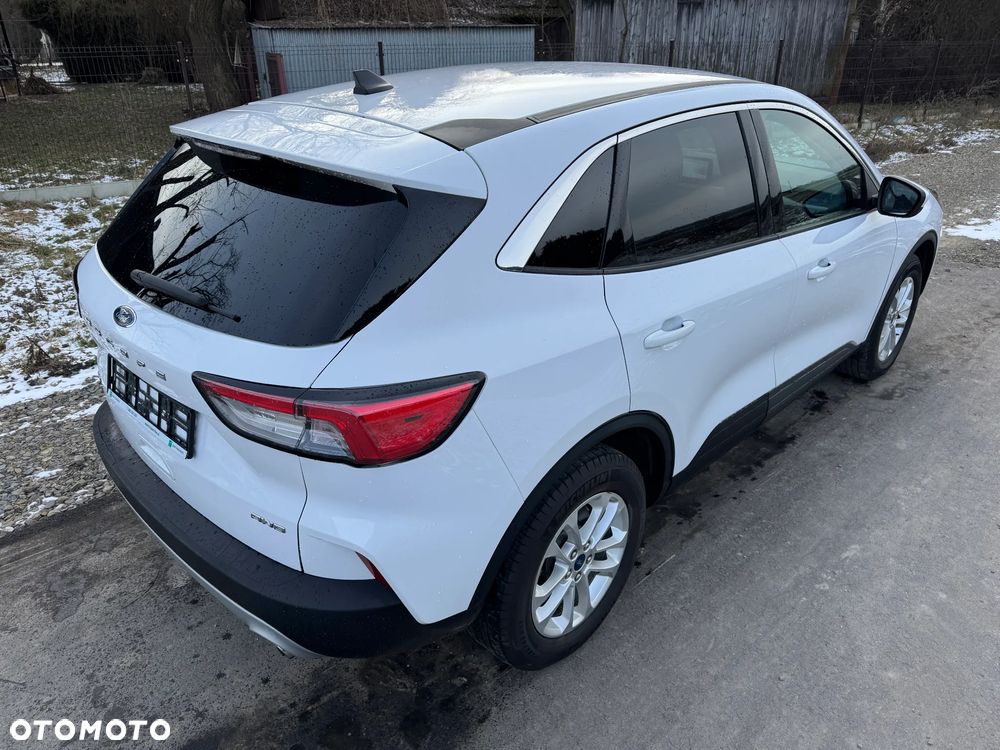 Ford Kuga - 8