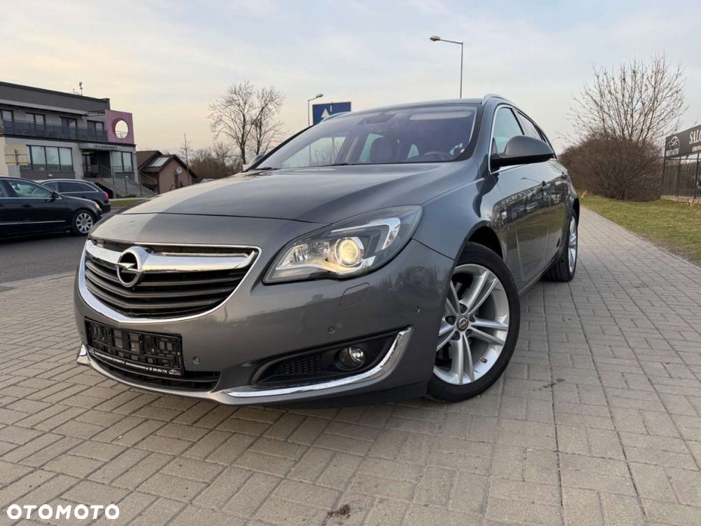 Opel Insignia - 1