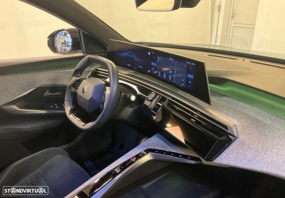 Peugeot E-3008 GT - 7