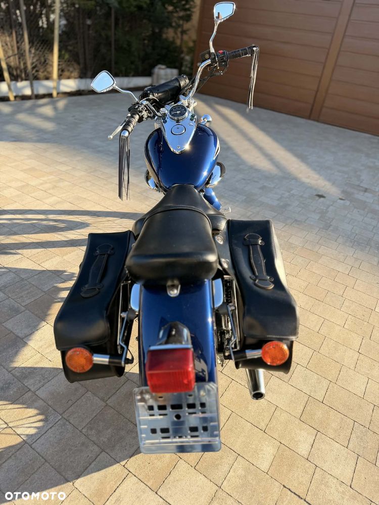 Suzuki Intruder - 15