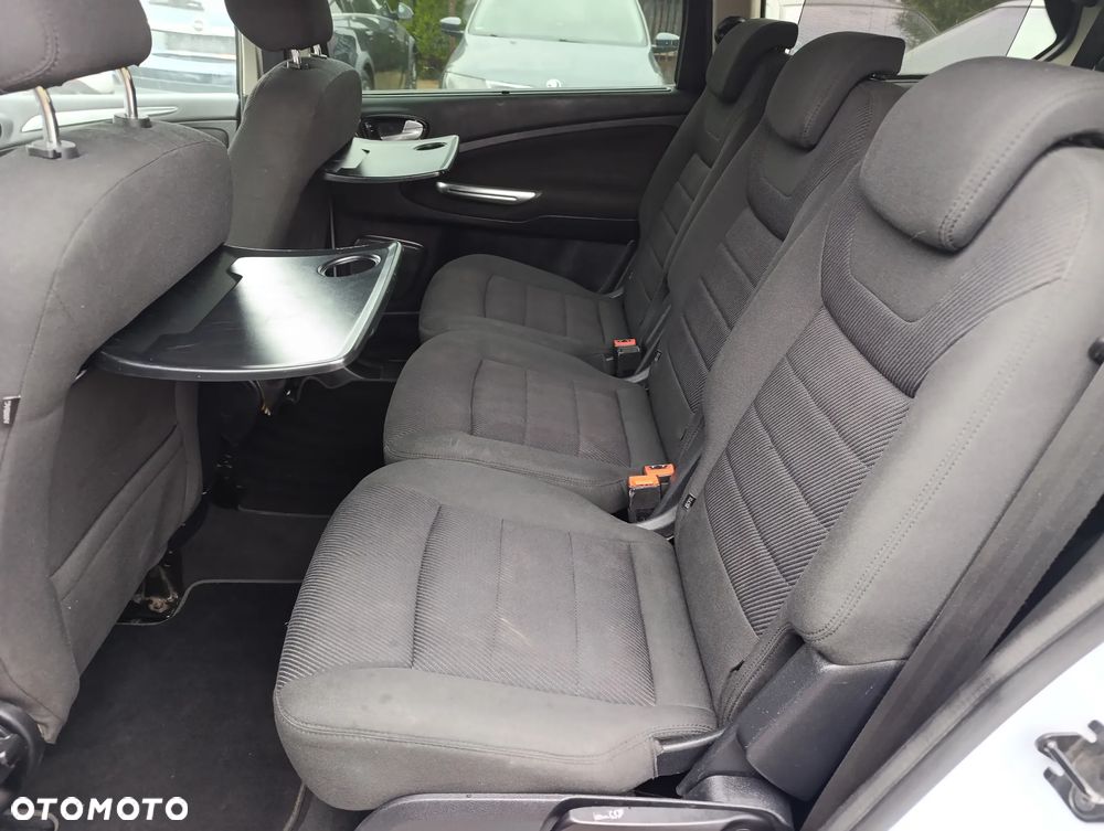 Ford Galaxy - 7