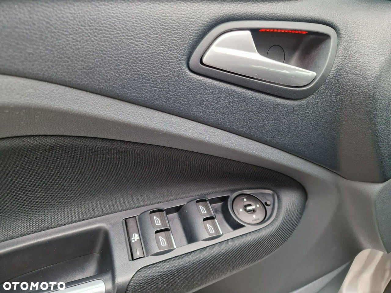 Ford Grand C-MAX 2.0 TDCi Titanium - 19