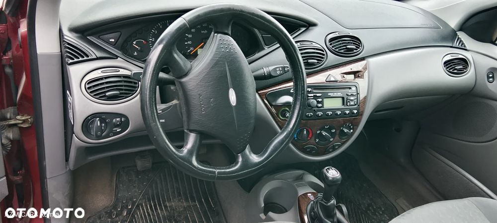 FORD FOCUS MK1 - 6