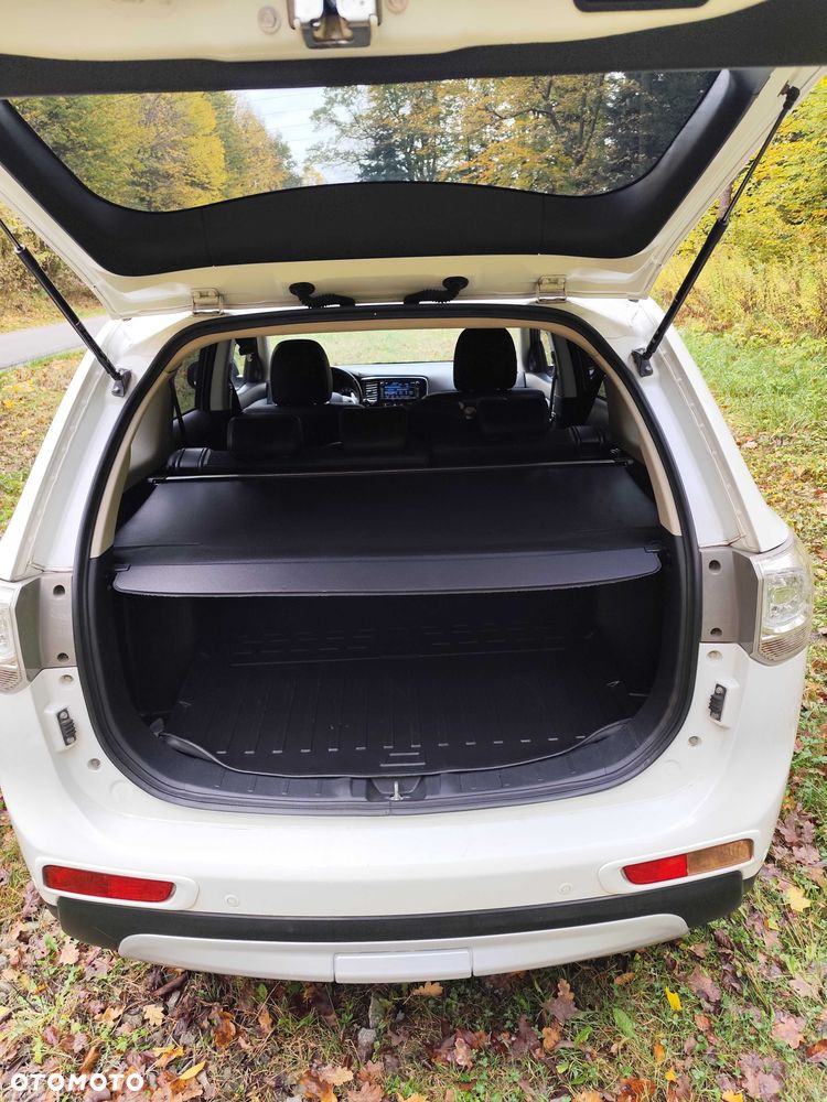 Mitsubishi Outlander - 15