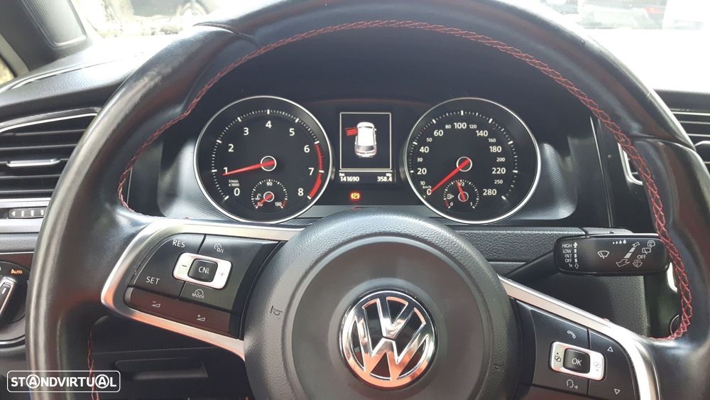 VW Golf 2.0 TSi GTi Performance - 15