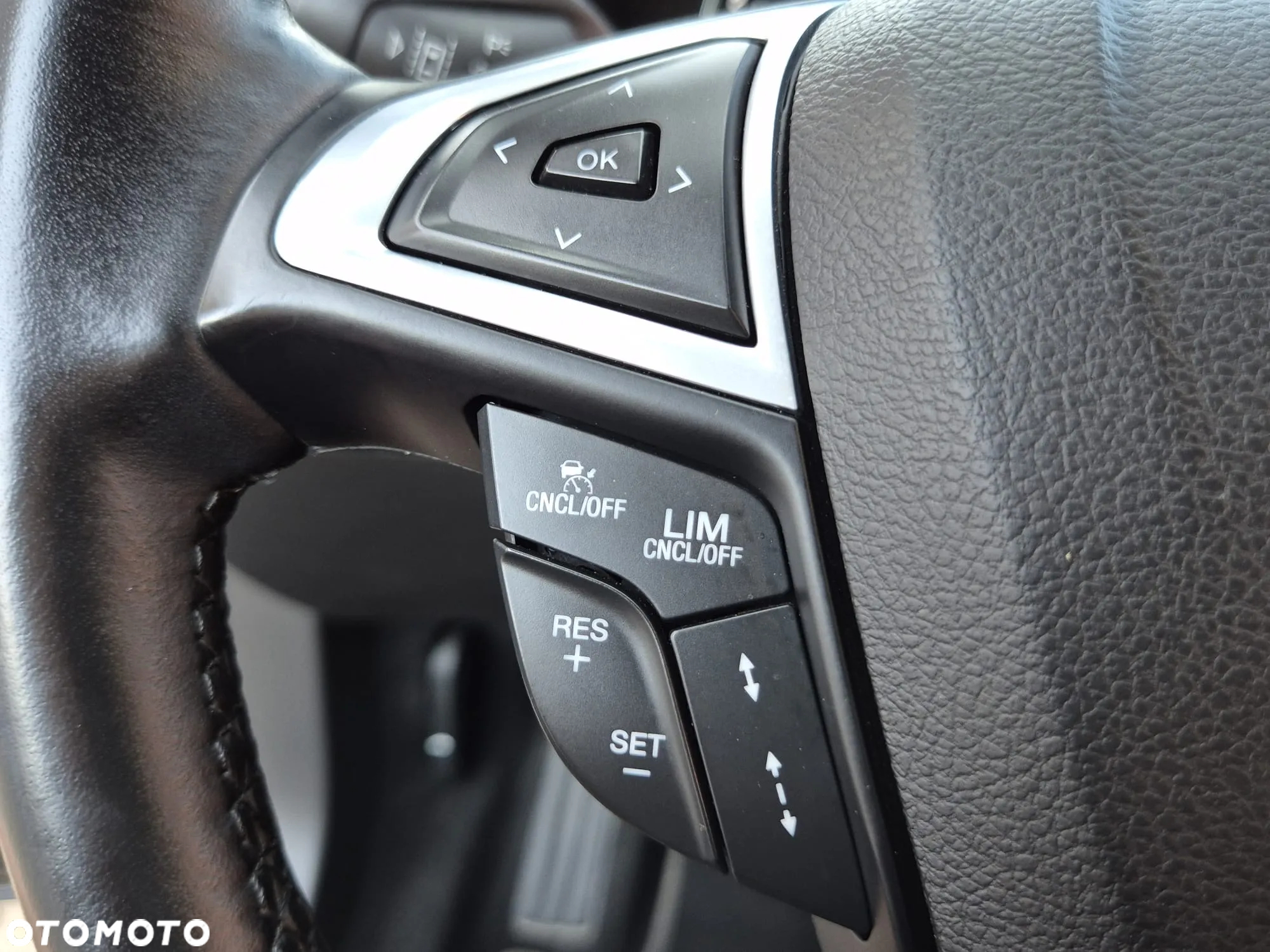 Ford Mondeo Turnier 2.0 EcoBlue Titanium - 27