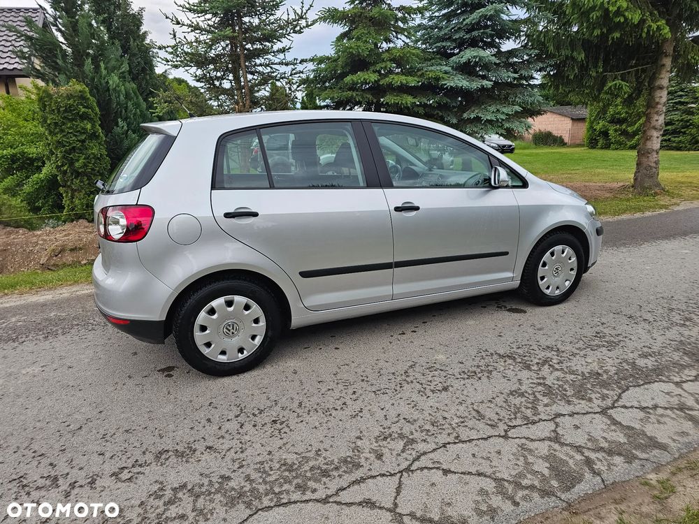 Volkswagen Golf Plus - 26