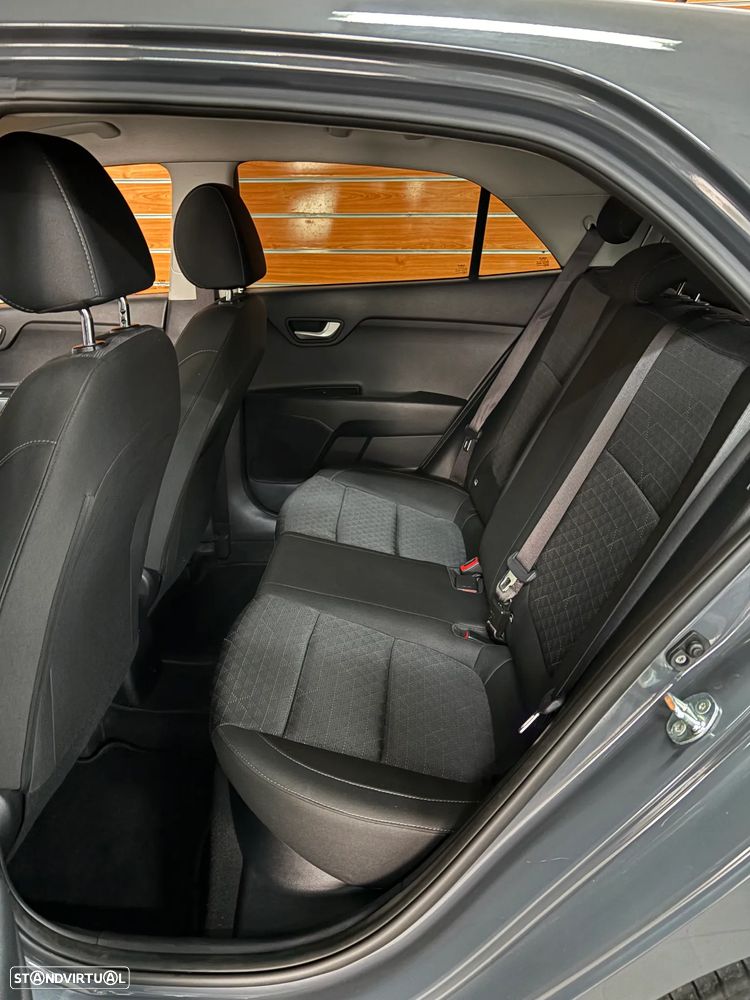 Kia Rio 1.2 CVVT Urban - 12